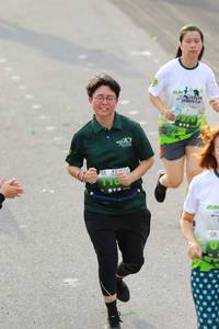 BIB: 1168
                            <button type="button" onclick="openModal(3554785)" class="btn btn-primary btn-sm float-right btn-popup" data-toggle="modal" data-target=".modal-high-quality">
                        <i class="fas fa-shopping-cart"></i> Add to Cart
                    </button>
                                            <button type="button" onclick="isThisMe(3554785, true)" class="btn btn-success btn-sm float-right btn-popup btn-isme hidden" data-toggle="tooltip" data-placement="bottom" title="นี่คือรูปของคุณใช่ไหม คลิกที่นี่เพื่อเอาเข้าอัลบั้ม">
                        <i class="fas fa-plus"></i> Add to album
                    </button>
                    <button type="button" onclick="isThisMe(3554785, false)" class="btn btn-warning btn-sm float-right btn-popup btn-isnotme hidden">
                        <i class="fas fa-ban"></i> Remove from album
                    </button>